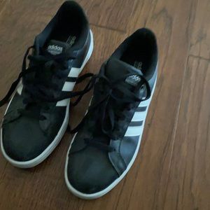 Woman  Adidas shoes size 9